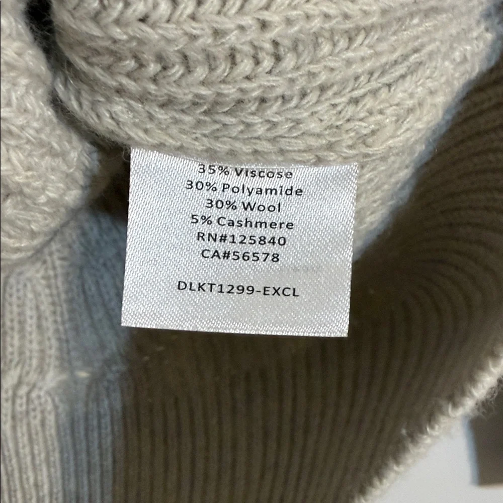 Intermix Off The Shoulder Cream Knit Wool cashmere Blend Chunky Sweater